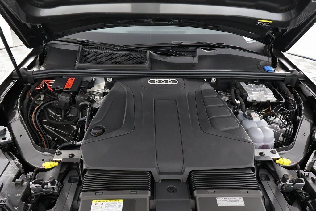 2026 Audi Q7 Premium - Photo 9
