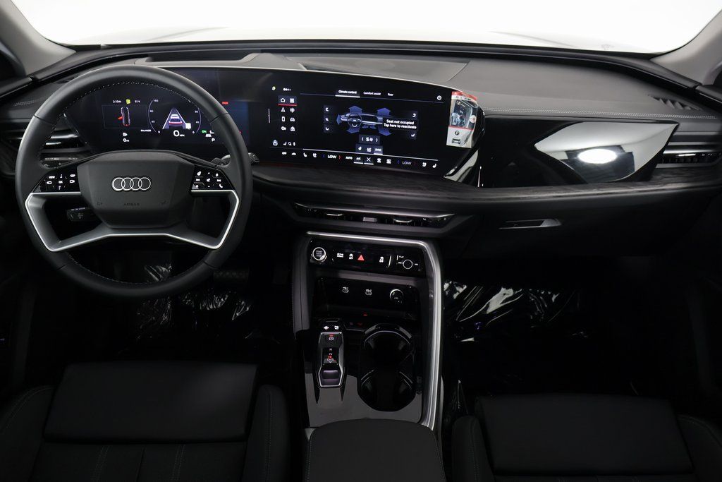 2025 Audi Q5 2.0T Premium Plus photo 4