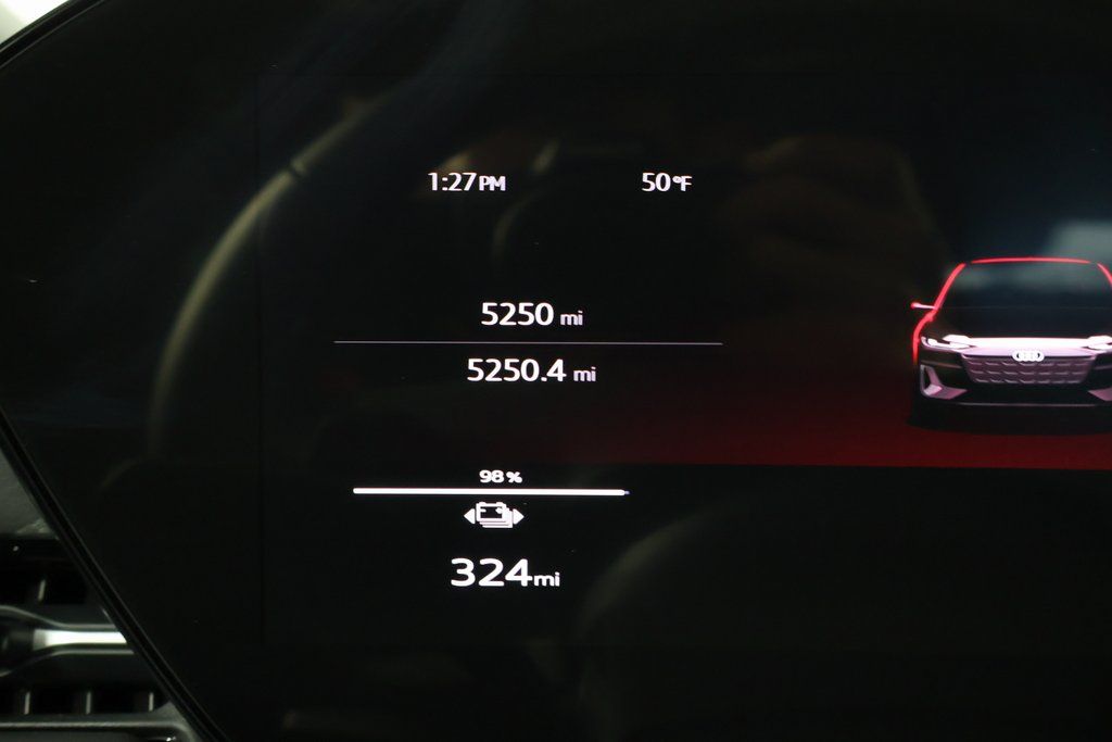 2025 Audi A6 Sportback e-tron Premium photo 5