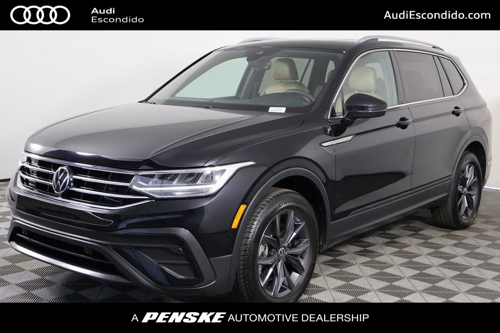 2022 Volkswagen Tiguan 2.0T SE's photo