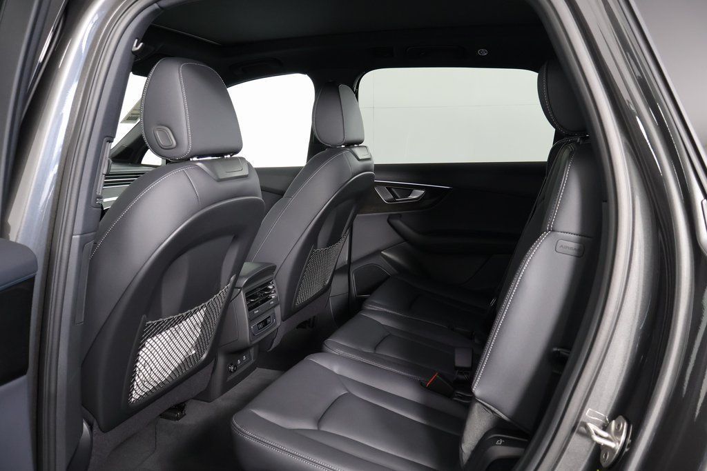 2026 Audi Q7 Premium - Photo 6