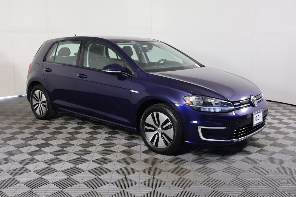 2019 Volkswagen e-Golf SE photo 3