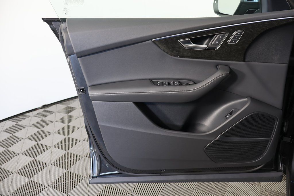 2026 Audi Q8 Premium Plus - Photo 7