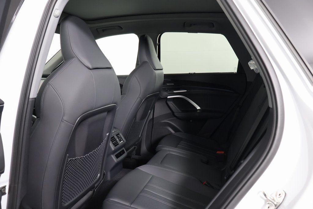2026 Audi Q5 Premium Plus - Photo 6