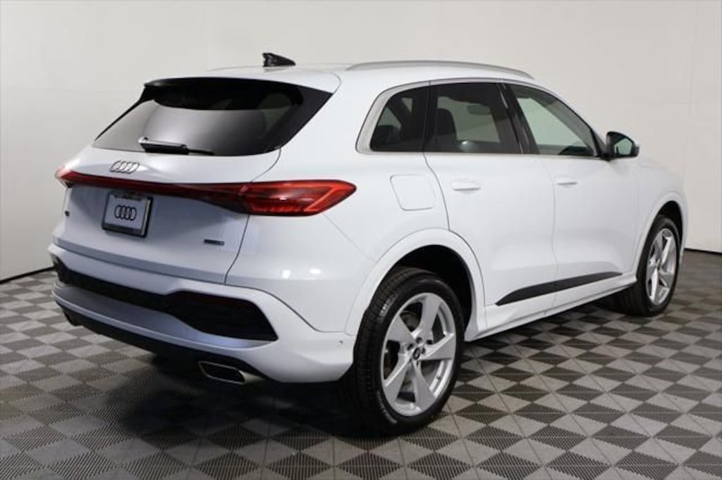 New 2025 Audi Q5 Premium Plus SUV