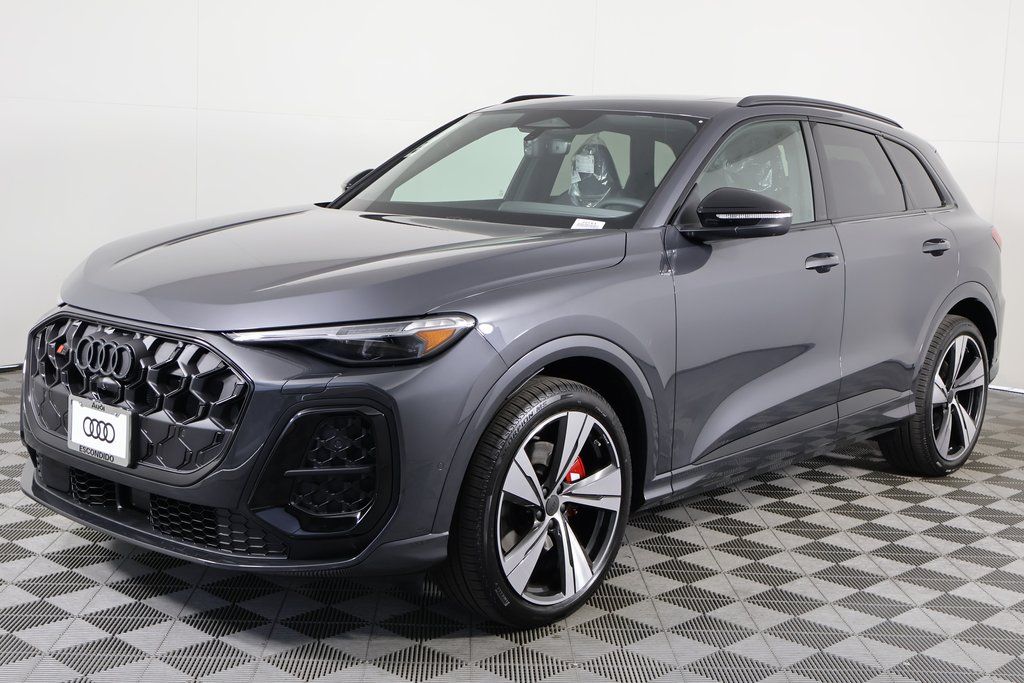 2026 Audi SQ5 Premium Plus quattro's photo