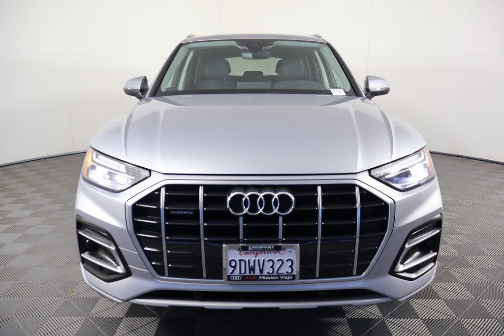 2023 Audi Q5 40 Premium photo 2