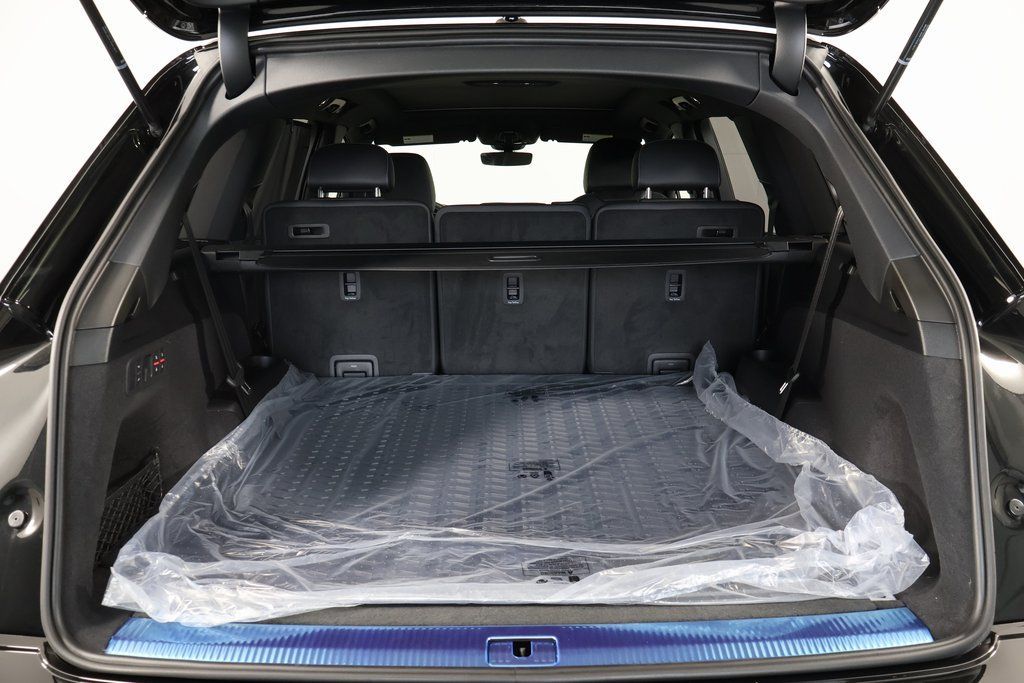 2026 Audi Q7 Premium Plus - Photo 8