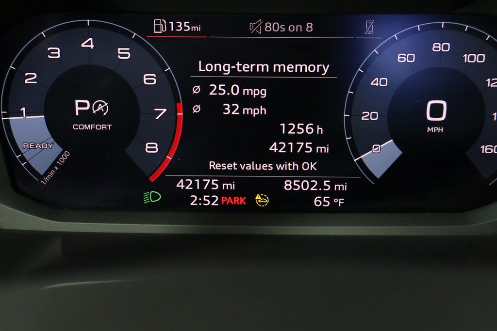 2022 Audi Q3 45 TFSI S line Premium photo 4