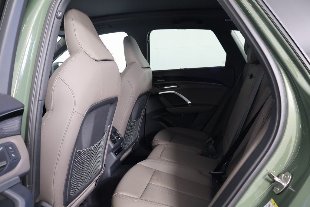 2025 Audi Q5 Prestige - Photo 6