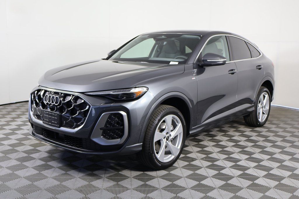 2025 Audi New Q5 Sportback Premium Plus's photo