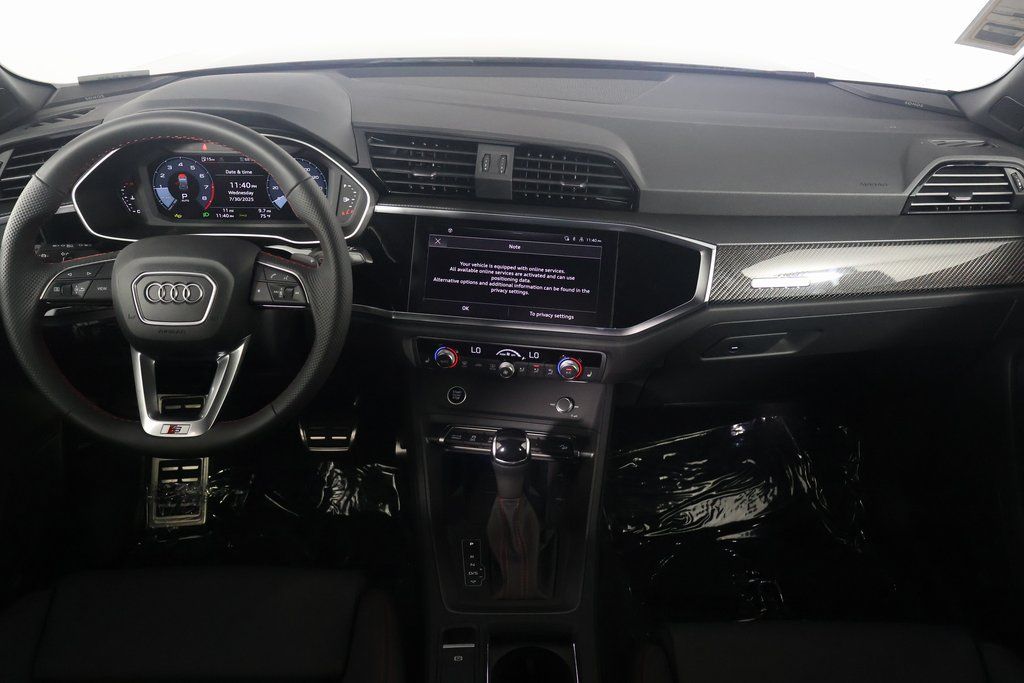 2025 Audi Q3 45 TFSI S line Premium Plus photo 4