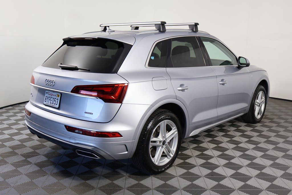 2022 Audi Q5 55 S line photo 4