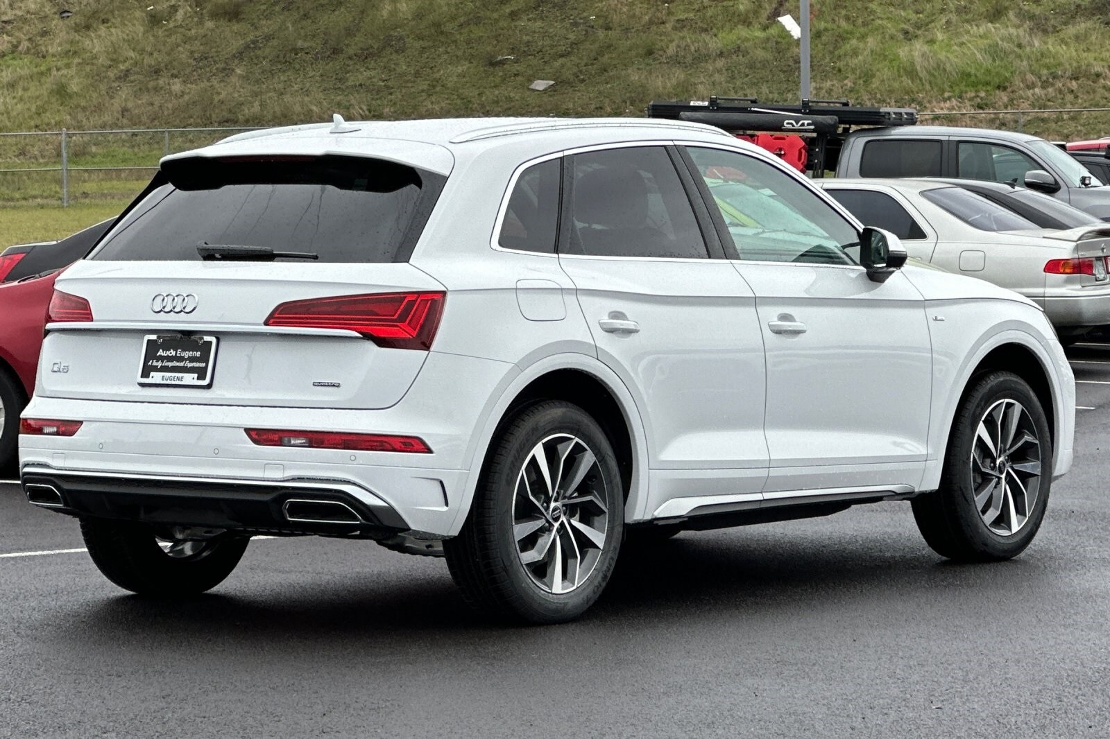 2025 Audi Q5 45 S line Premium photo 3