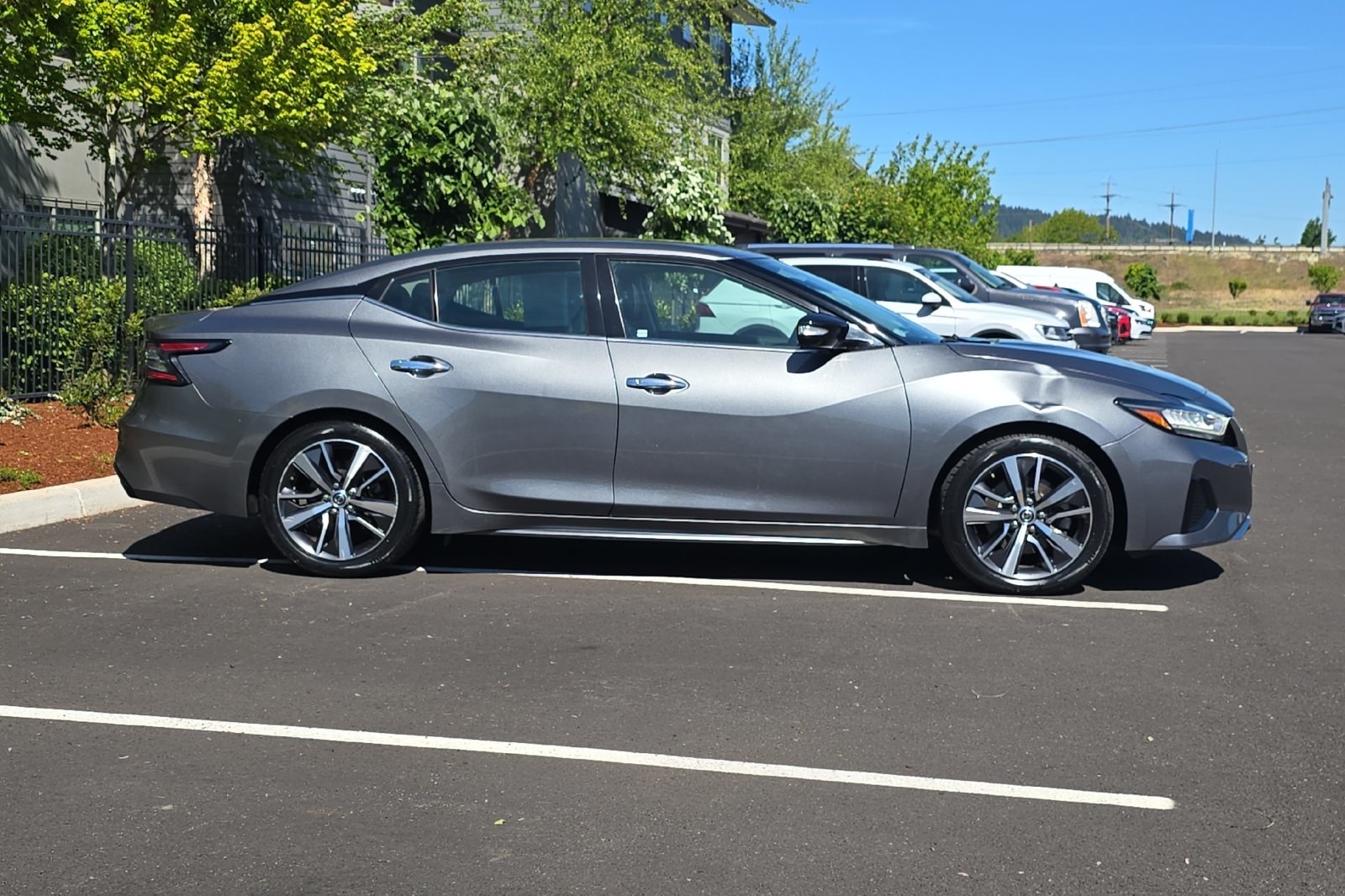 Used 2020 Nissan Maxima SV with VIN 1N4AA6CV4LC372171 for sale in Eugene, OR