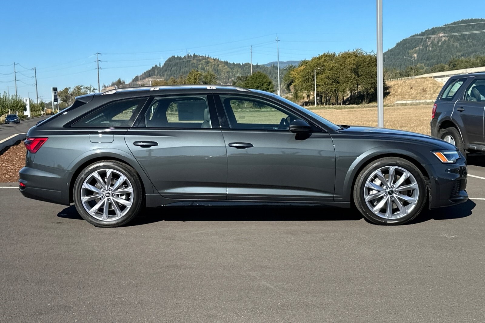2025 Audi A6 Allroad Quattro Premium Plus photo 2