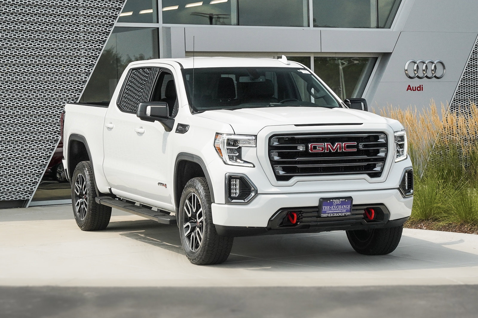 Used 2021 GMC Sierra 1500 AT4 with VIN 3GTP9EED1MG427945 for sale in Saint Charles, IL