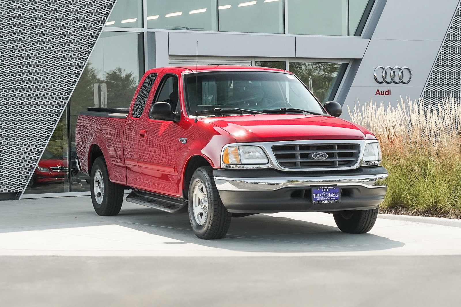 Used 2003 Ford F-150 XLT with VIN 2FTRX17223CA14401 for sale in Saint Charles, IL