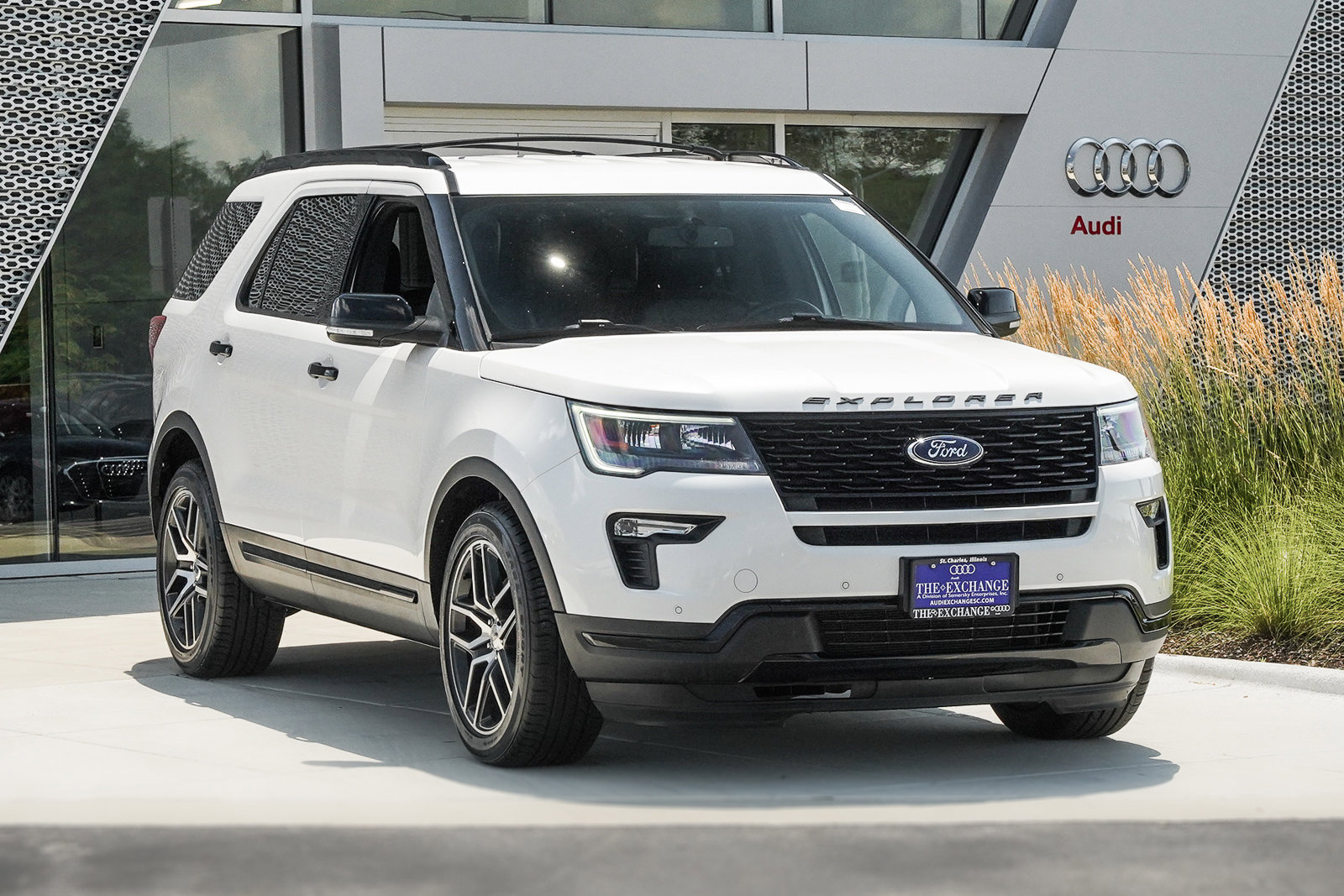 Used 2019 Ford Explorer Sport with VIN 1FM5K8GT3KGB48079 for sale in Saint Charles, IL