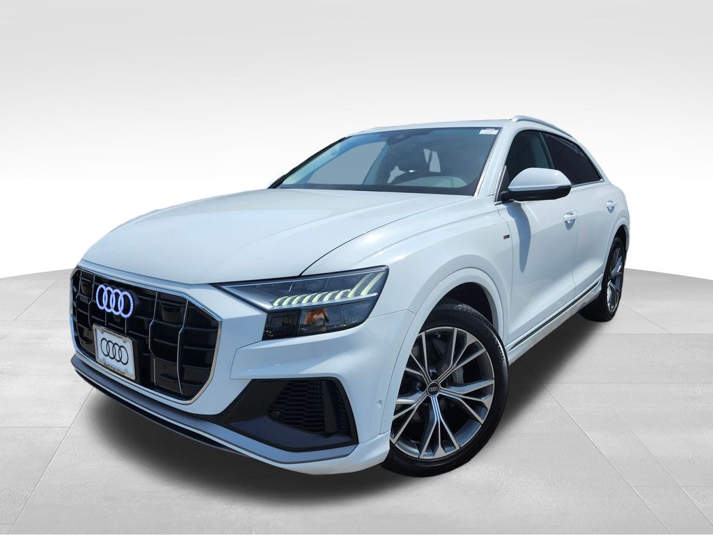 2023 Audi Q8 55 Premium Plus photo 3
