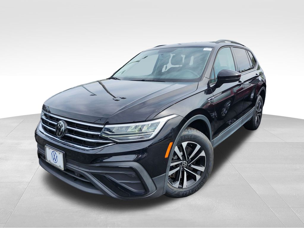 2022 Volkswagen Tiguan S photo 2