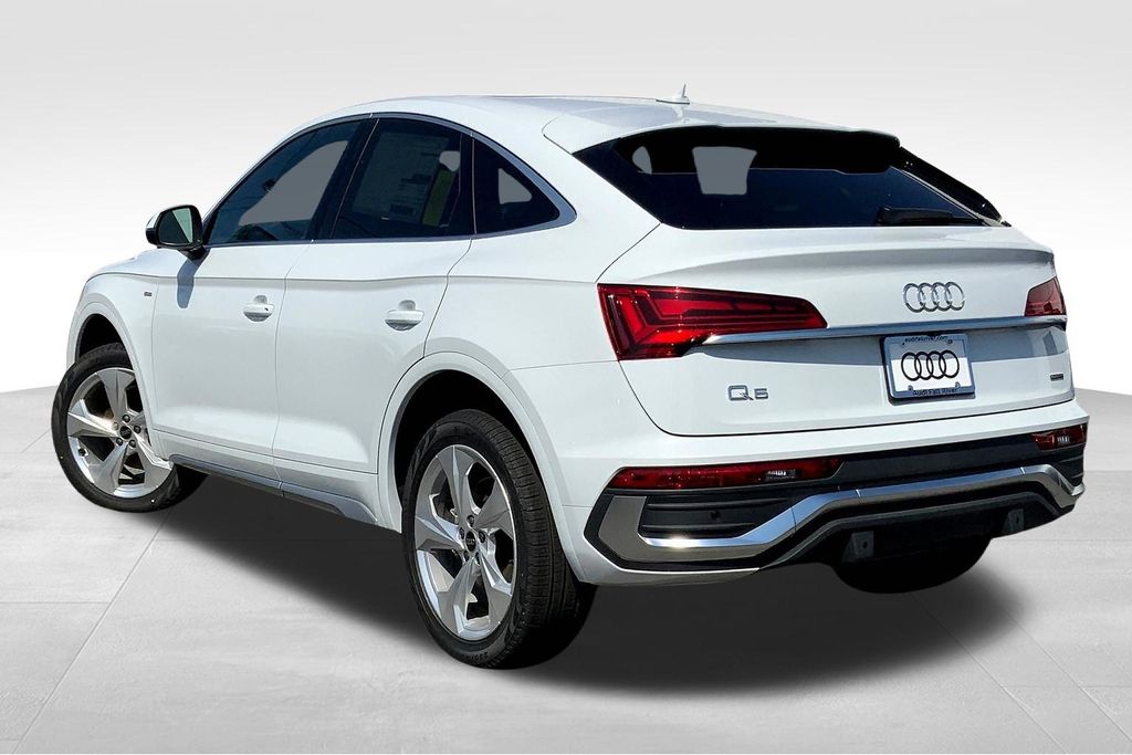2025 Audi Q5 Sportback Premium Plus photo 3