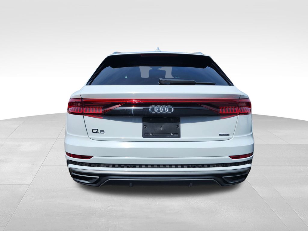 2023 Audi Q8 55 Premium Plus photo 4