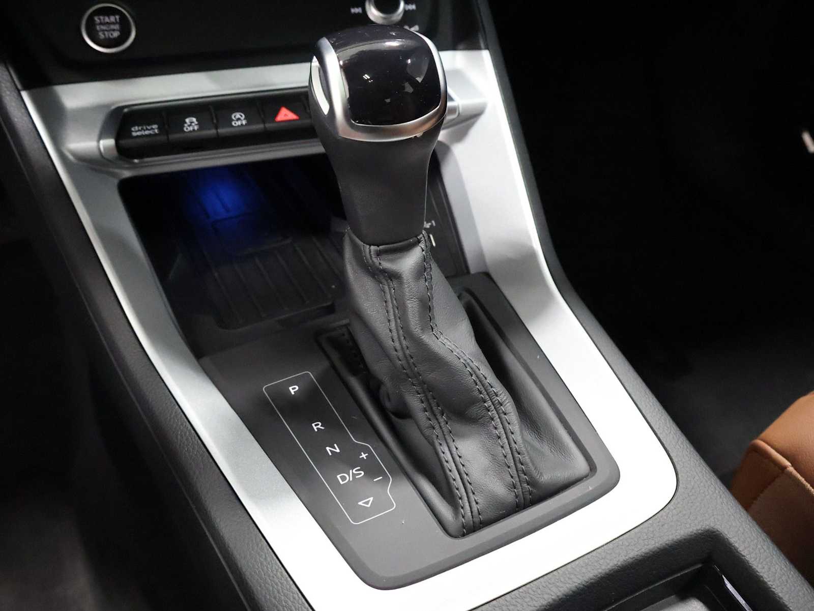 Thumbnail: 2023 Audi Q3 - 27