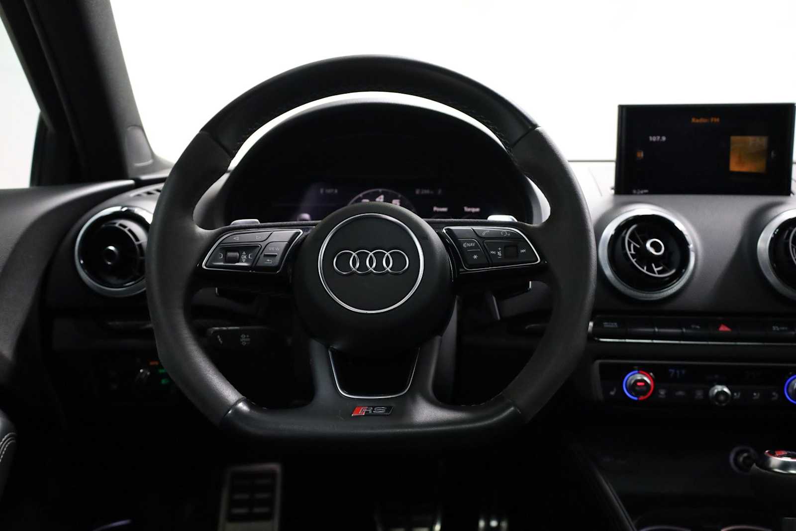 Thumbnail: 2018 Audi RS 3 - 24