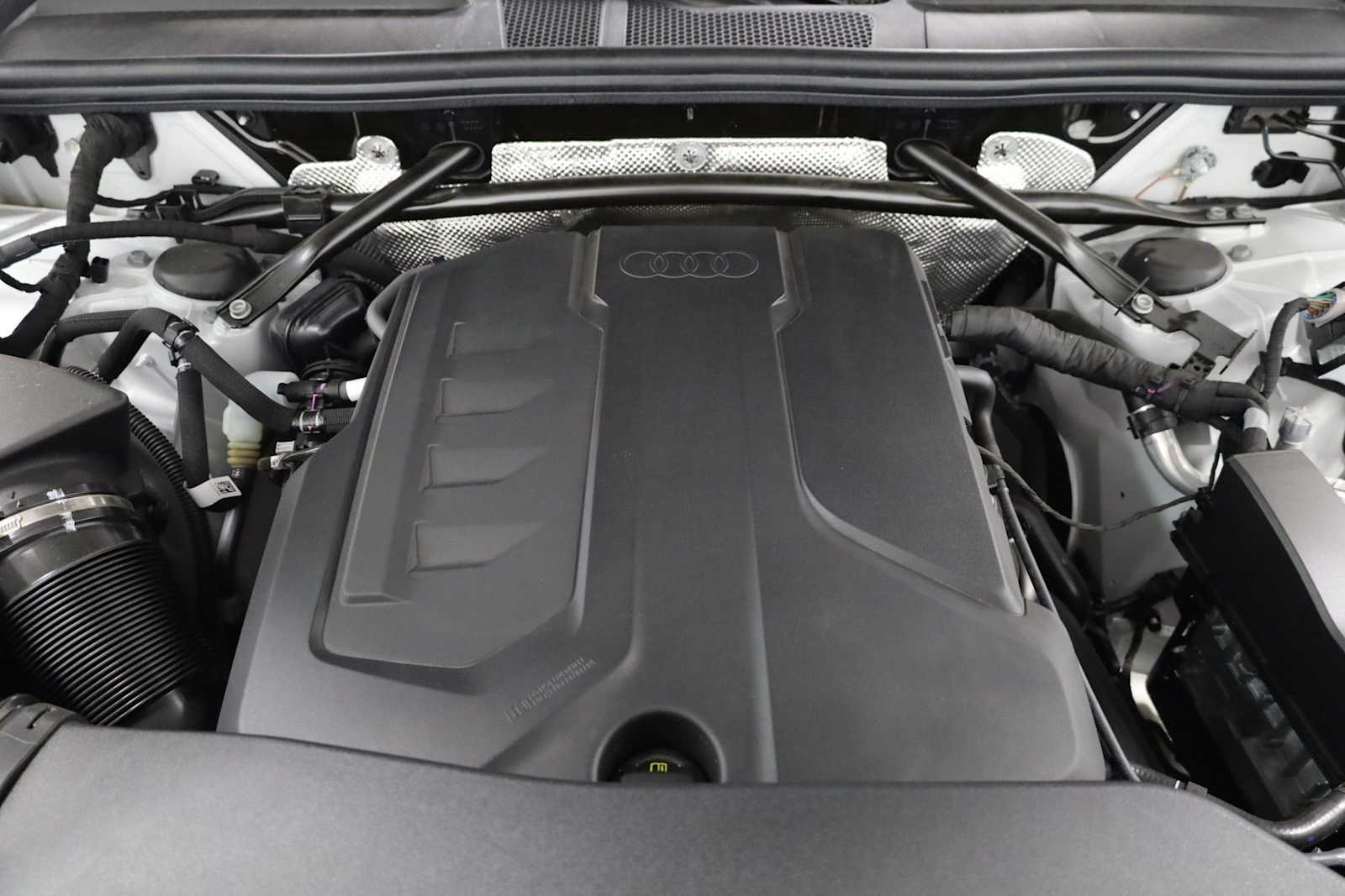 Thumbnail: 2025 Audi Q5 - 40