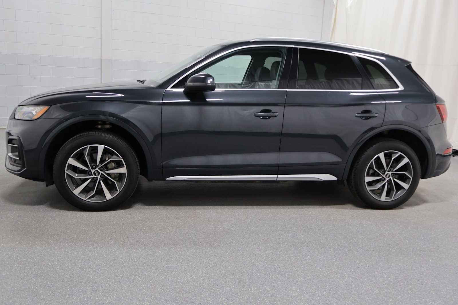 Thumbnail: 2021 Audi Q5 - 2