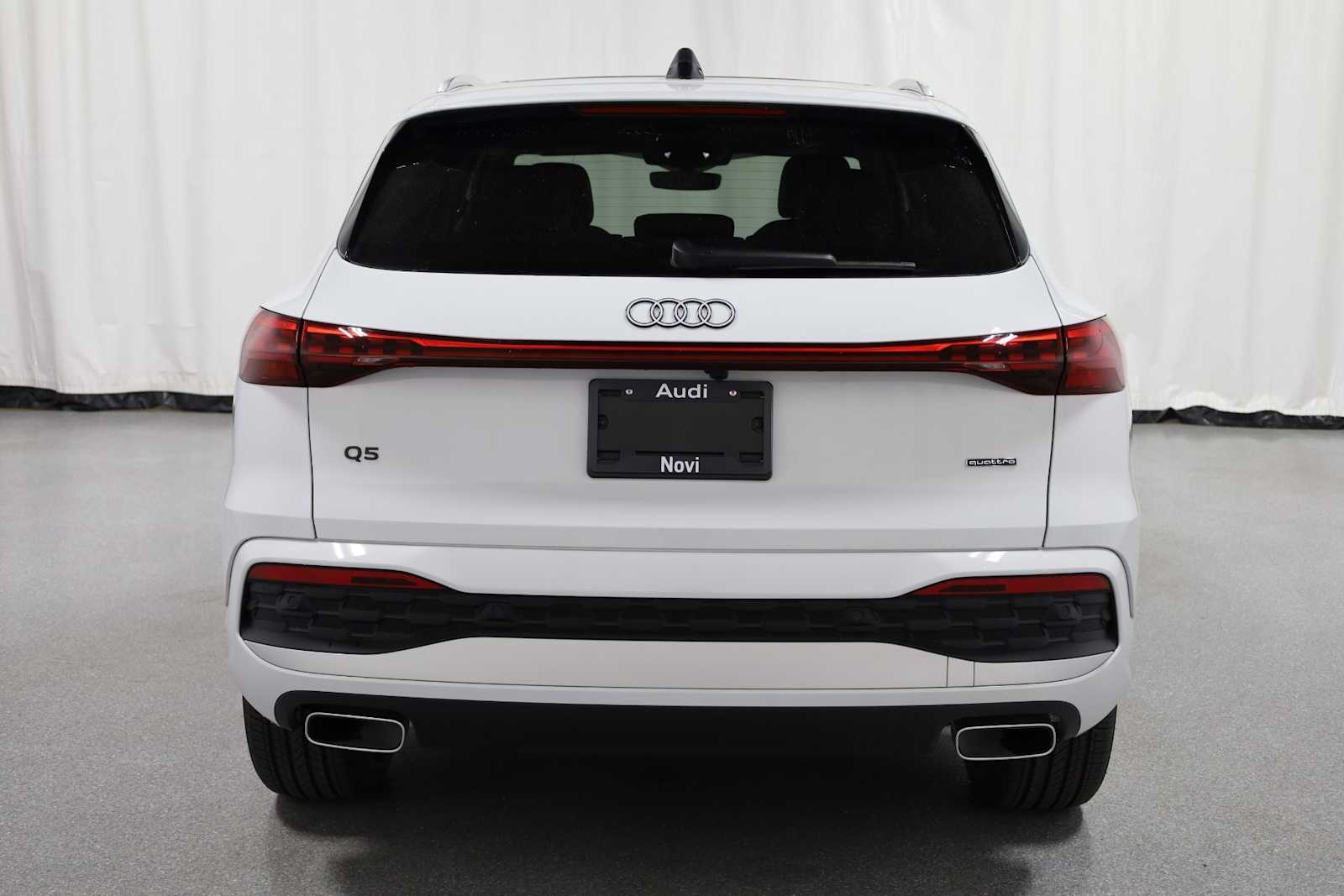 Thumbnail: 2025 Audi Q5 - 7