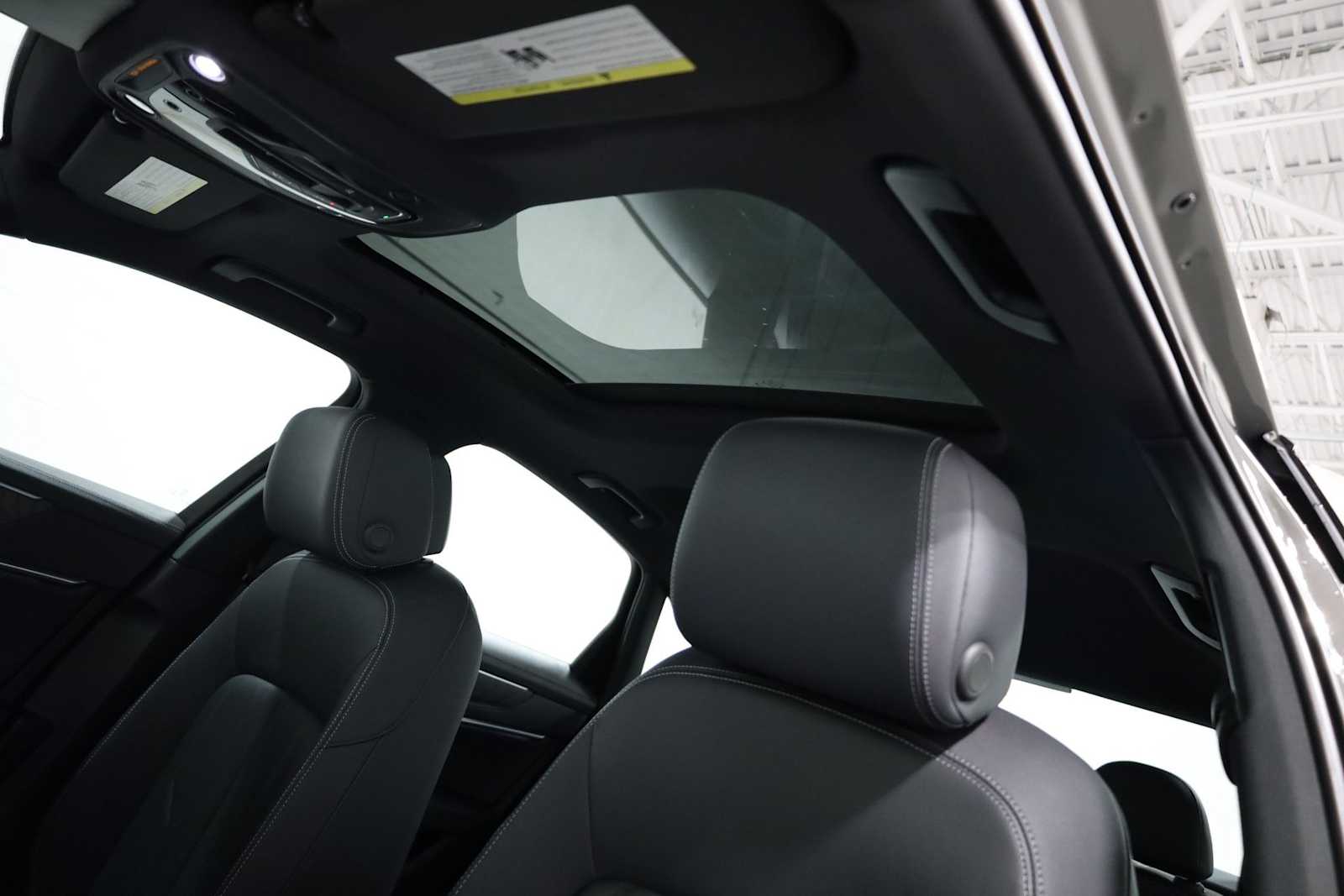 Thumbnail: 2023 Audi A6 - 18