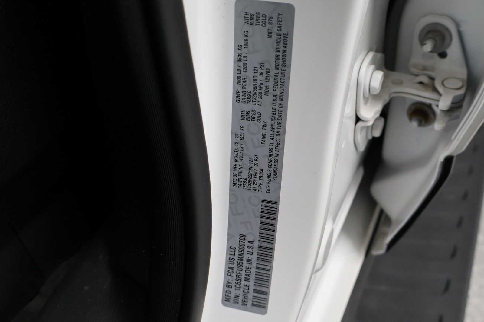 Thumbnail: 2021 RAM 1500 - 40