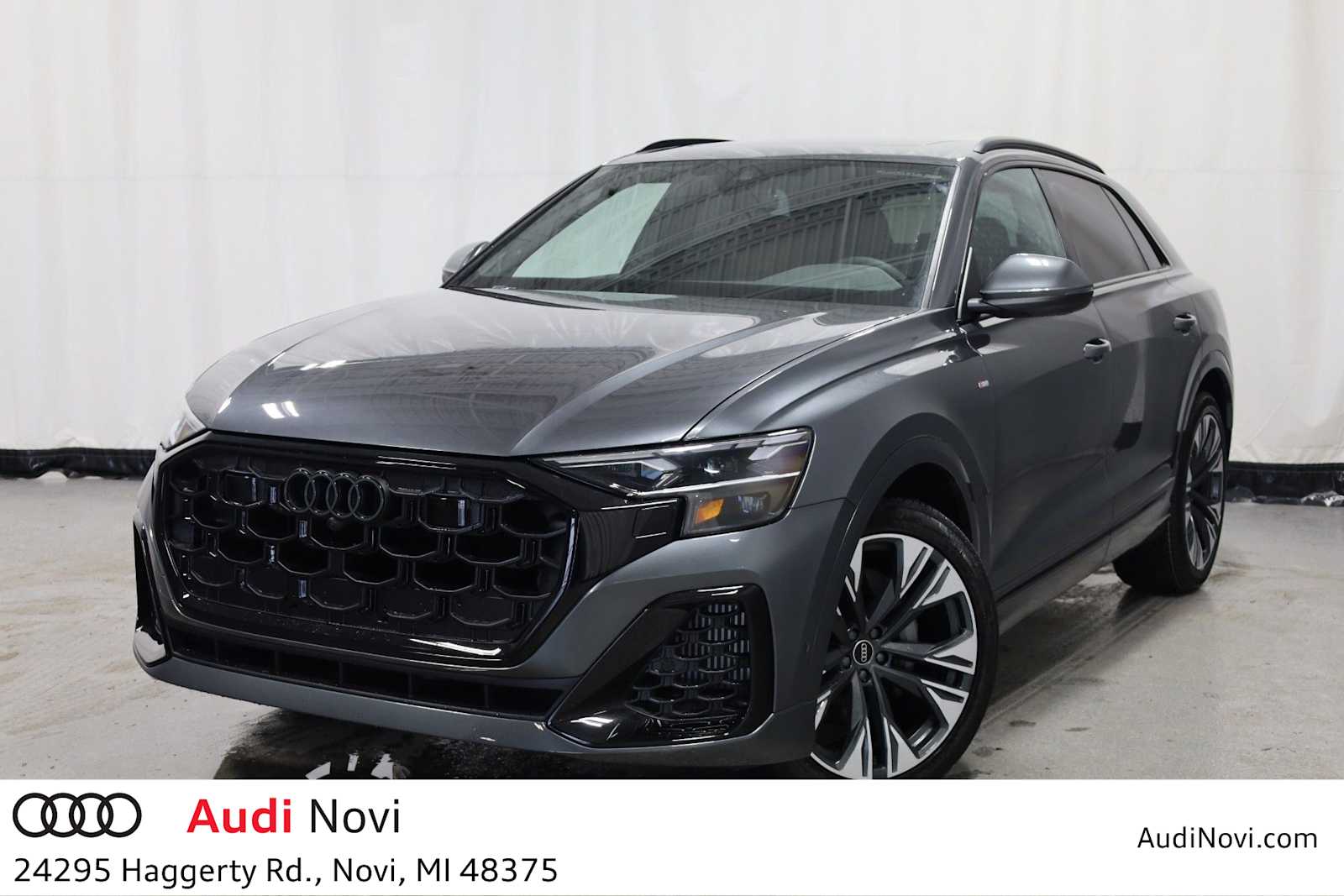 Thumbnail: 2026 Audi Q8 - 1