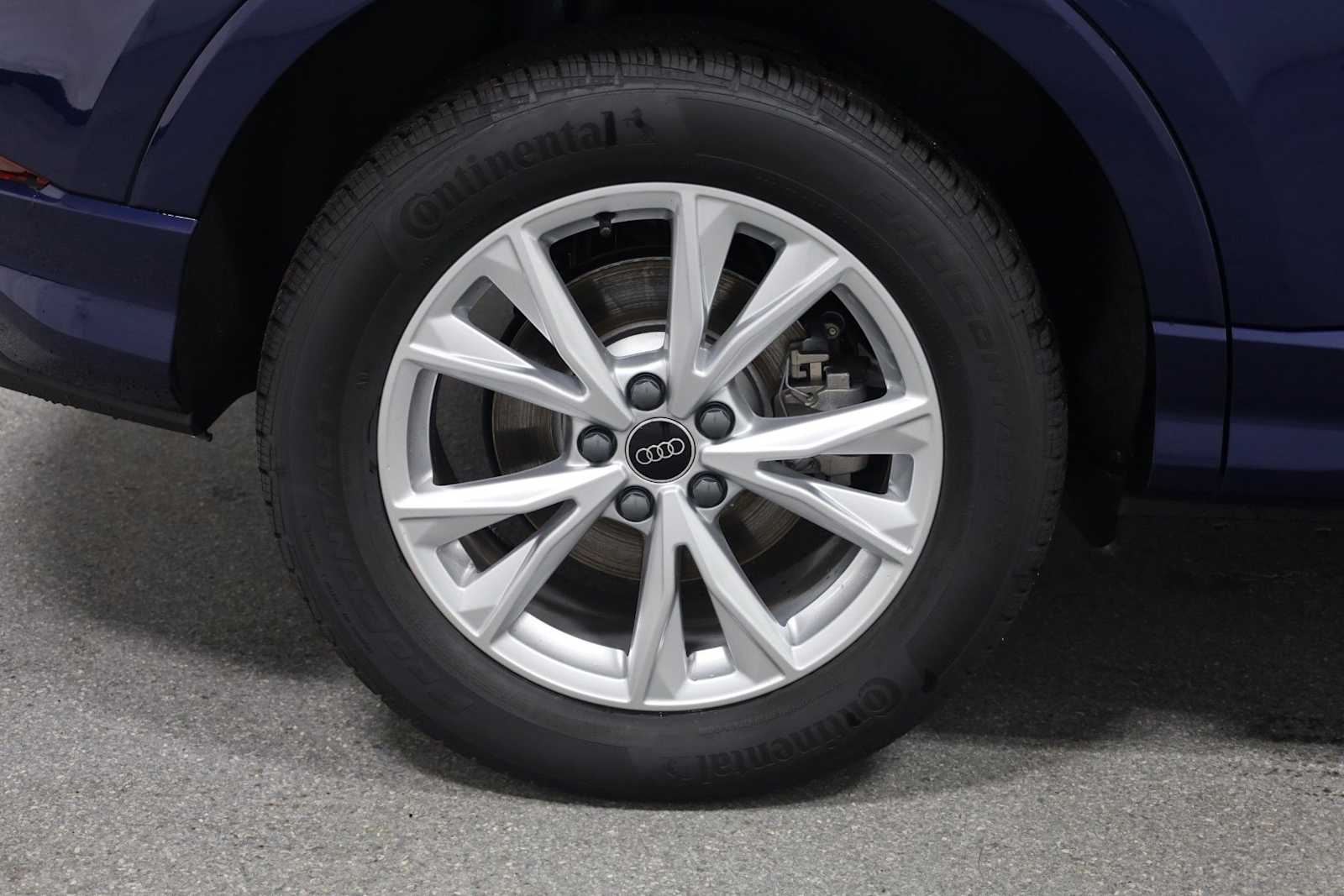 Thumbnail: 2025 Audi Q3 - 34