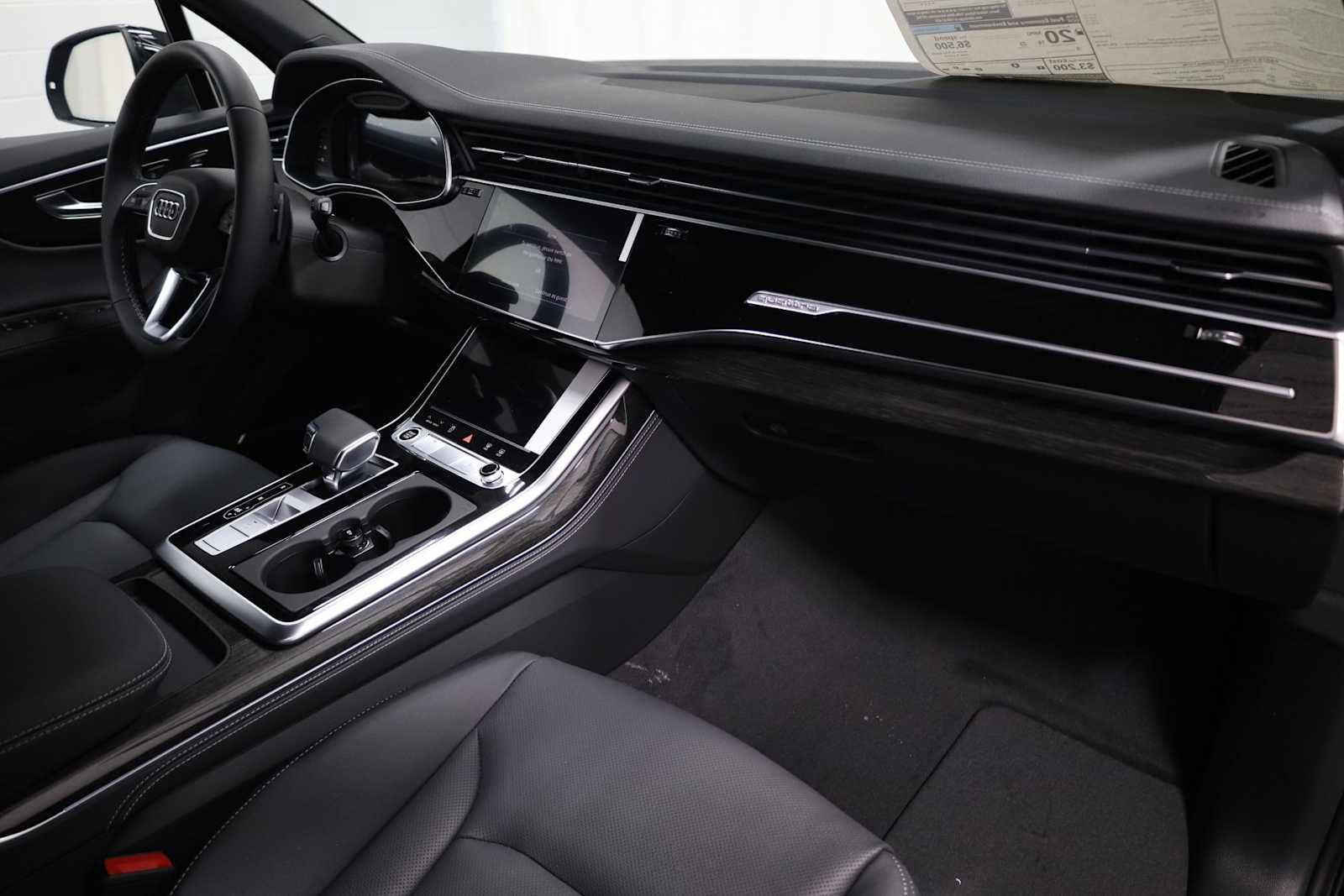 Thumbnail: 2025 Audi Q7 - 6