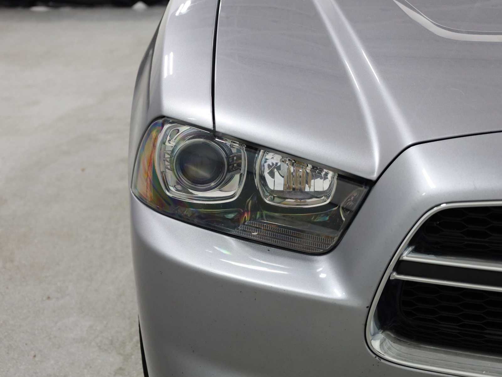 Thumbnail: 2014 Dodge Charger - 15
