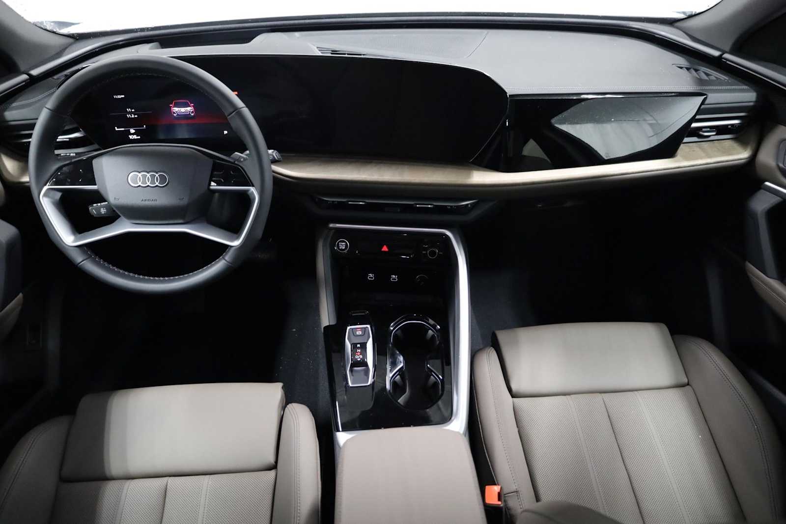 Thumbnail: 2025 Audi Q5 - 23