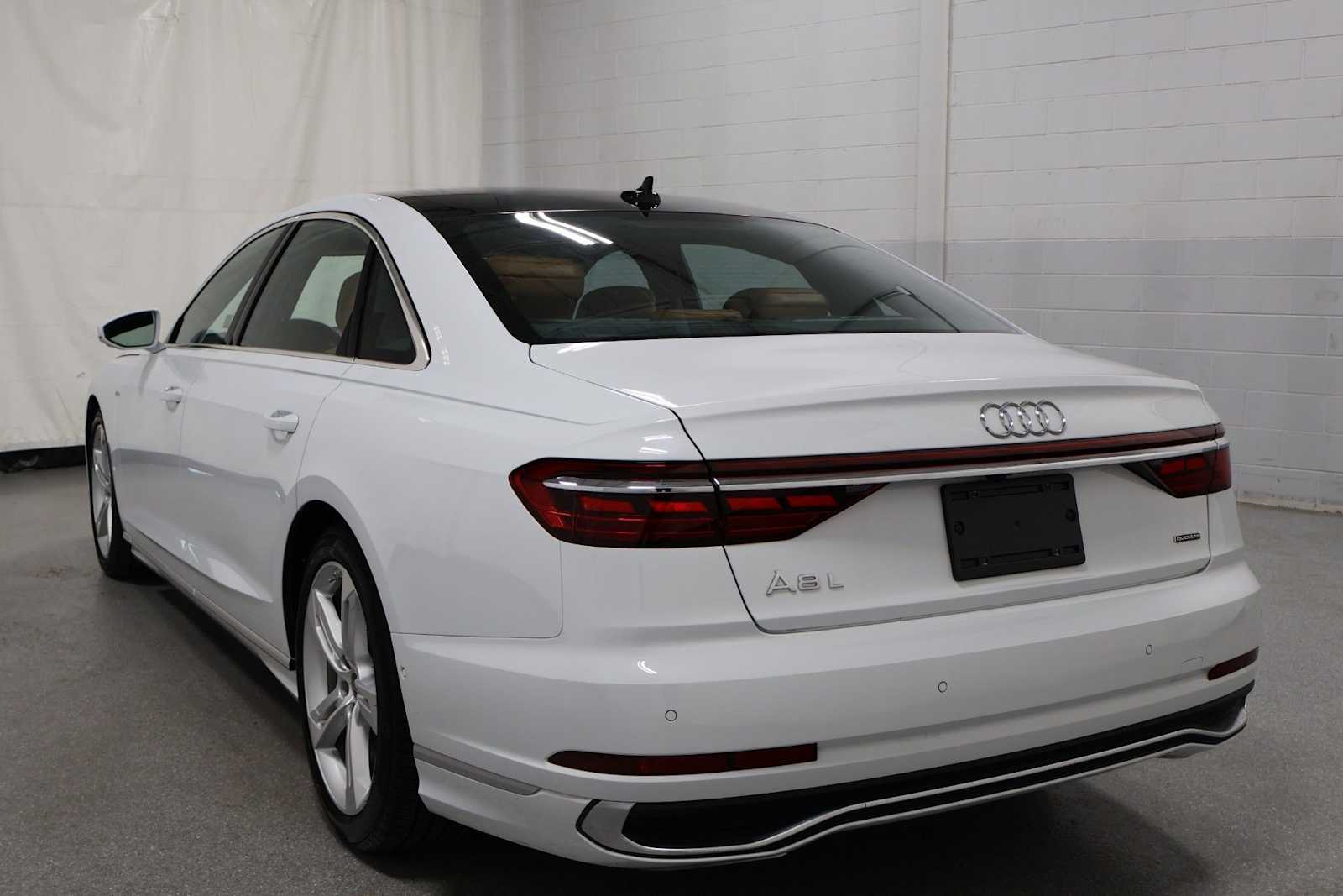 Thumbnail: 2025 Audi A8 - 3