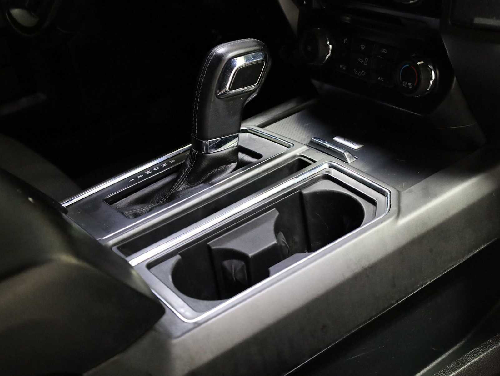 Thumbnail: 2015 Ford F-150 - 19