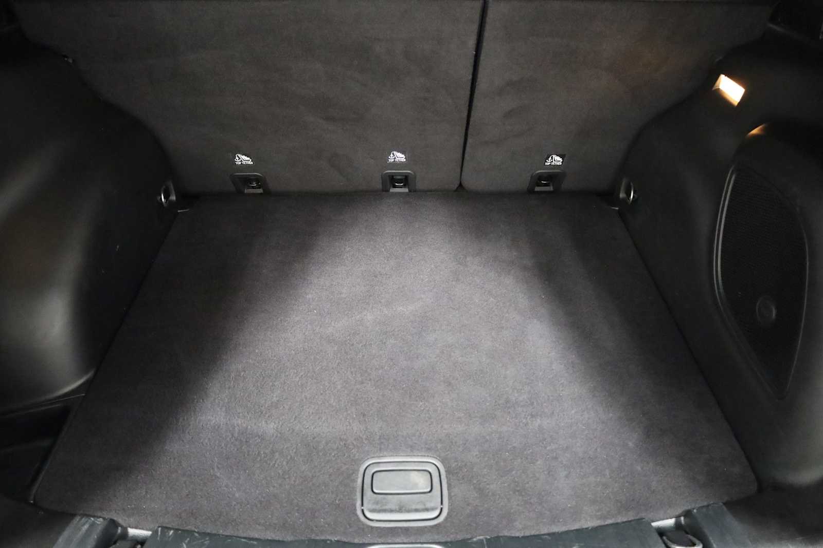 Thumbnail: 2023 Jeep Compass - 39