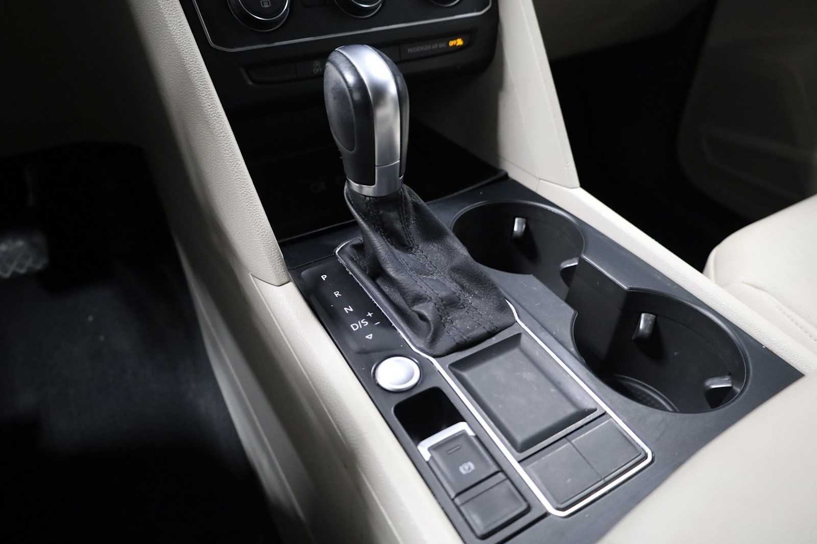 Thumbnail: 2019 Volkswagen Atlas - 26