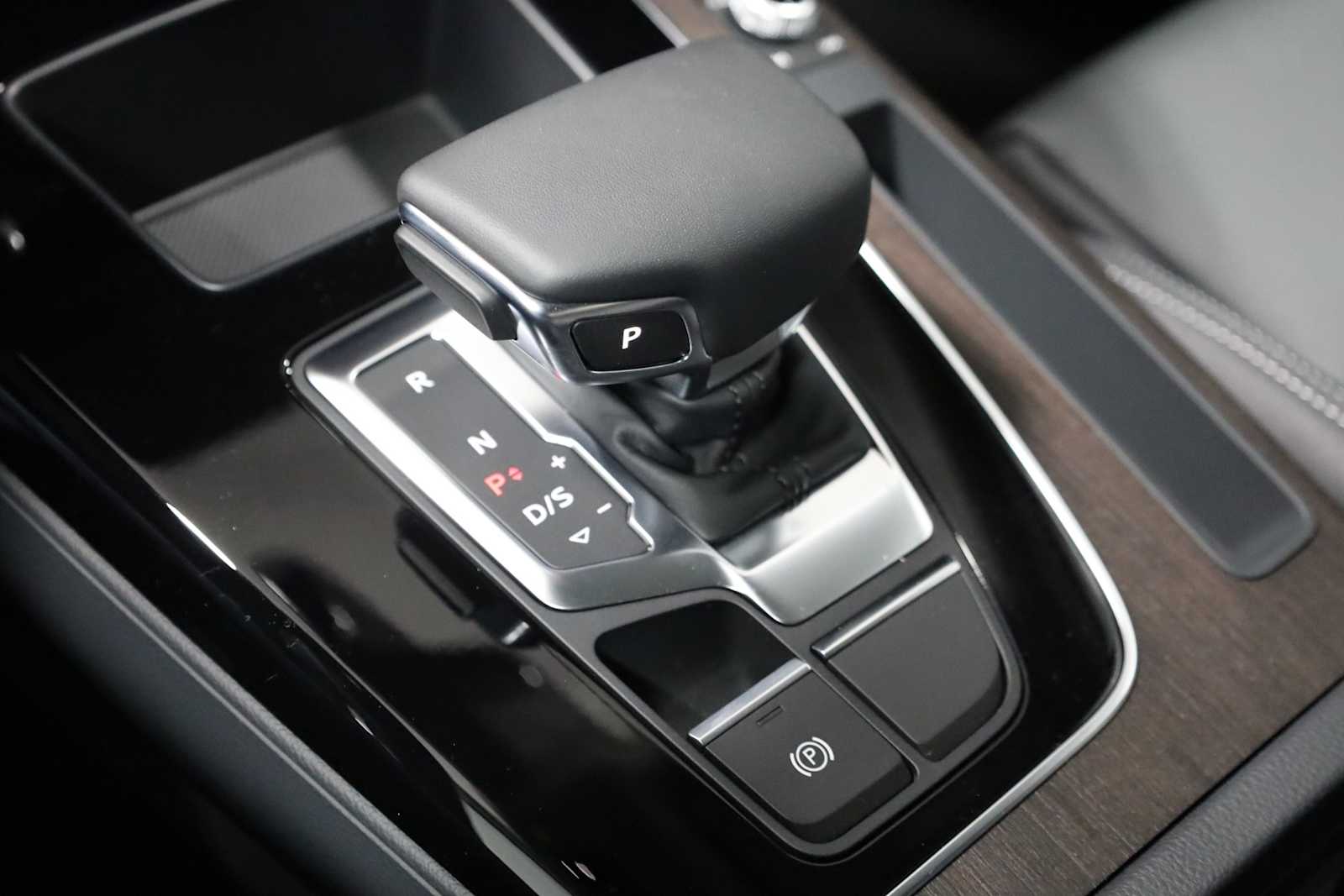 2024 Audi Q5 e Premium 20