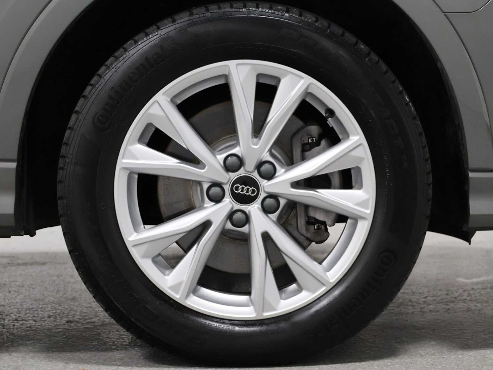 Thumbnail: 2023 Audi Q3 - 12