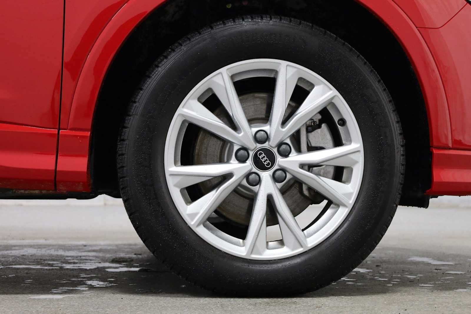 Thumbnail: 2025 Audi Q3 - 12
