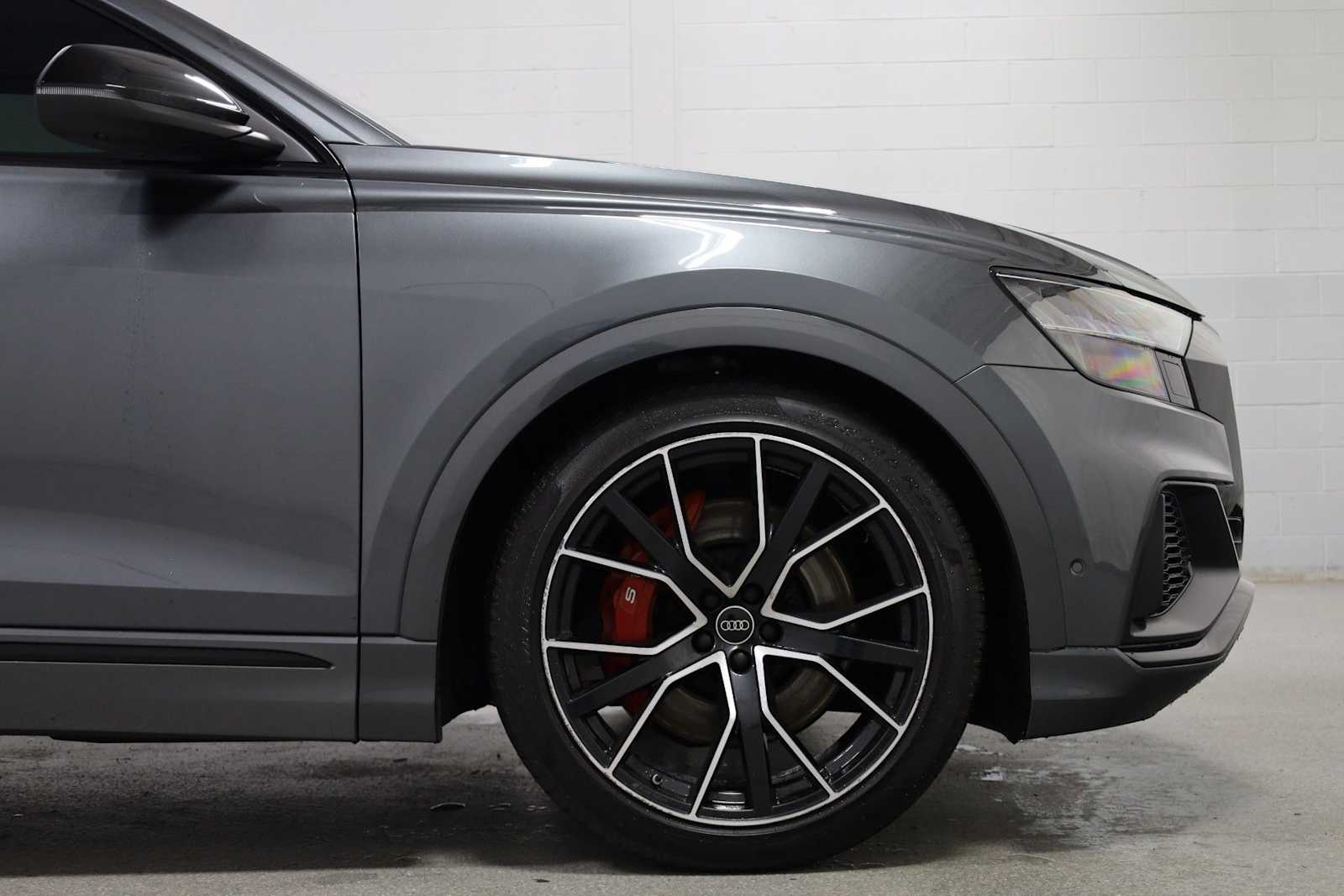 Thumbnail: 2023 Audi SQ8 - 11