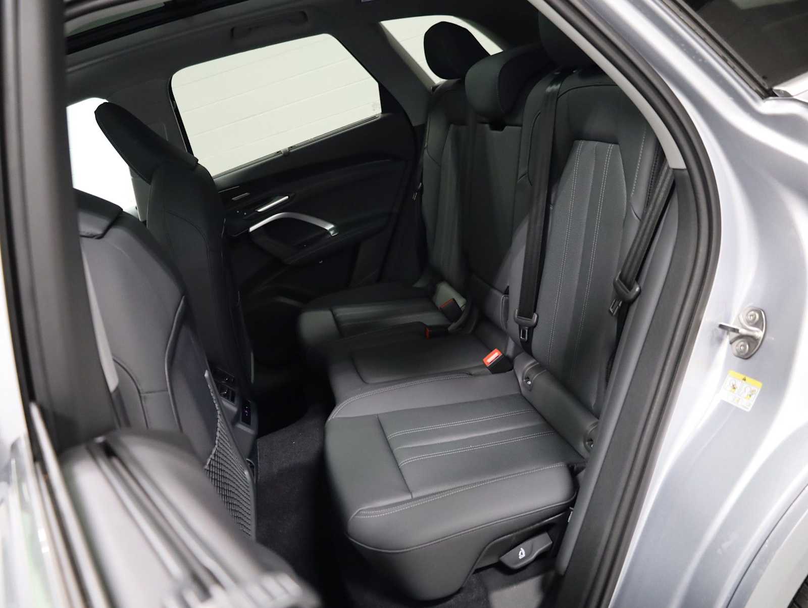 Thumbnail: 2026 Audi Q5 - 34