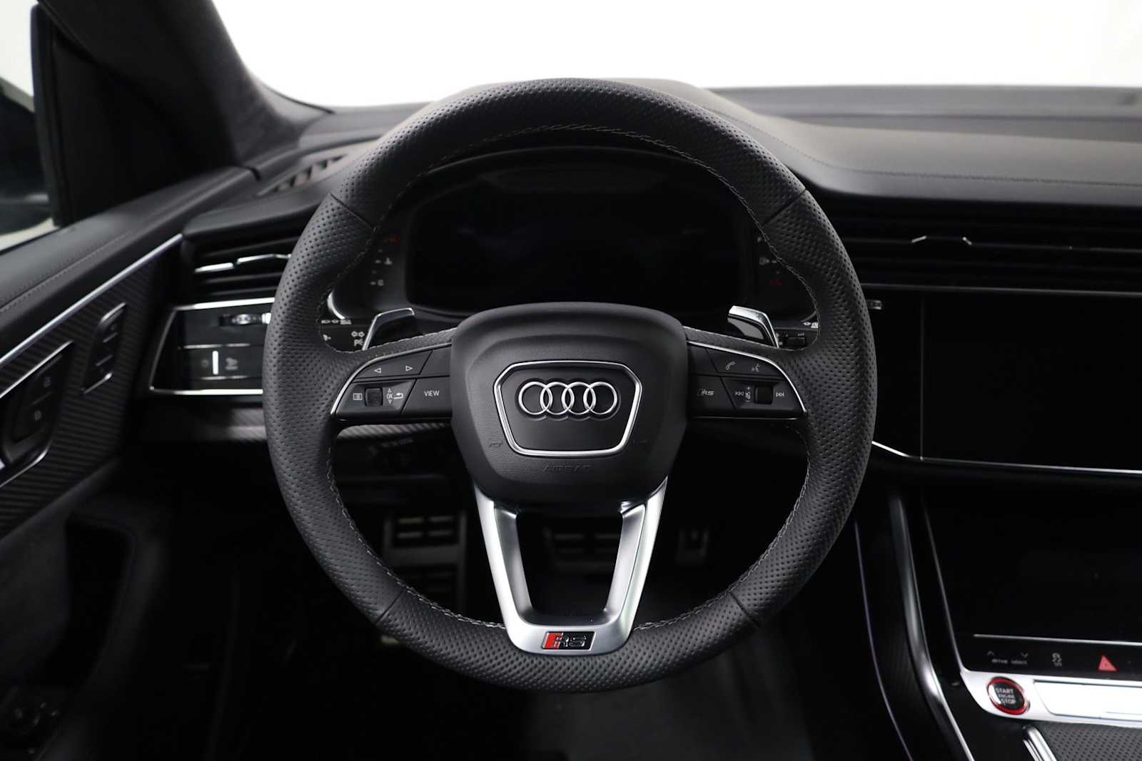 Thumbnail: 2026 Audi RS Q8 - 23