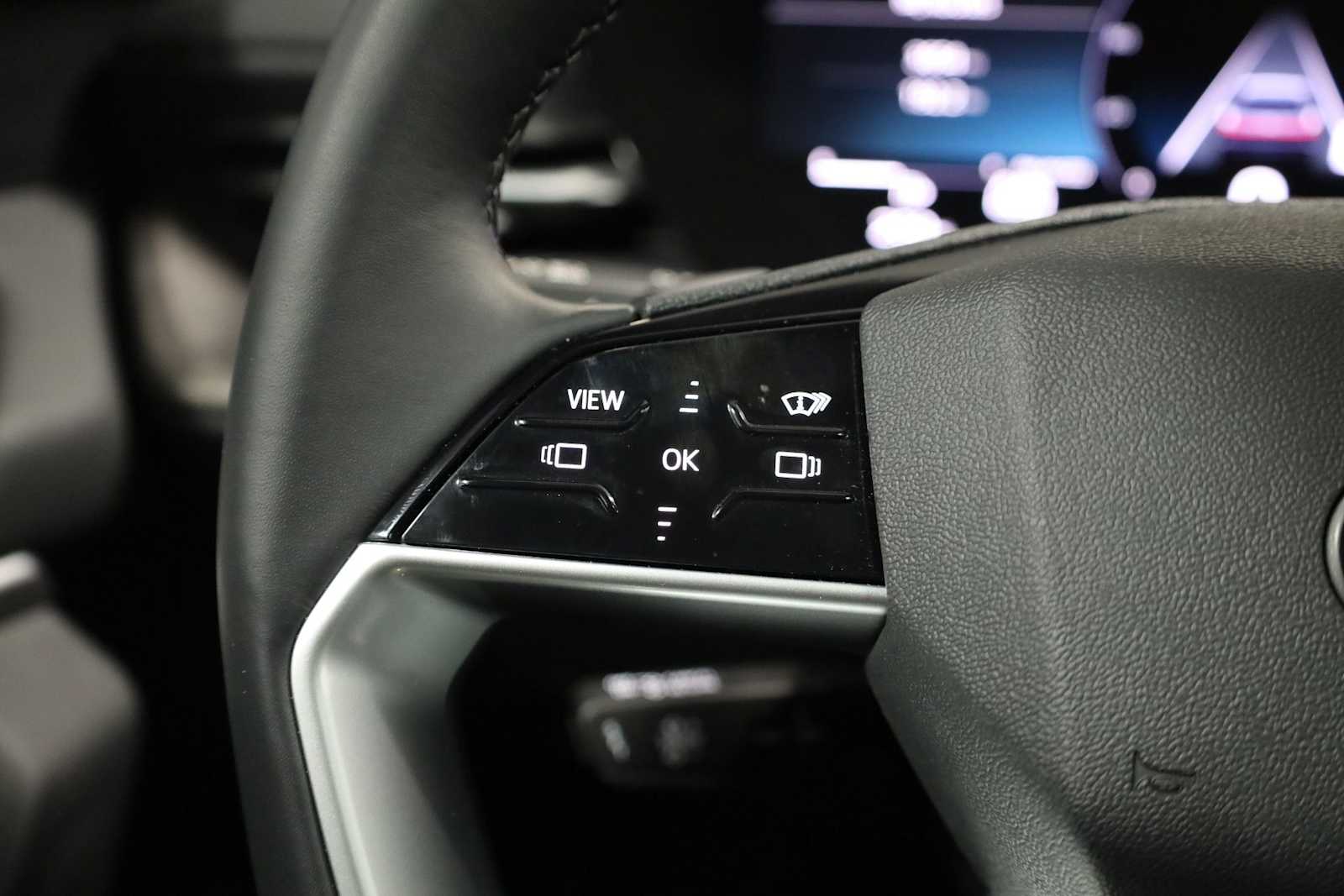 Thumbnail: 2025 Audi Q5 - 24